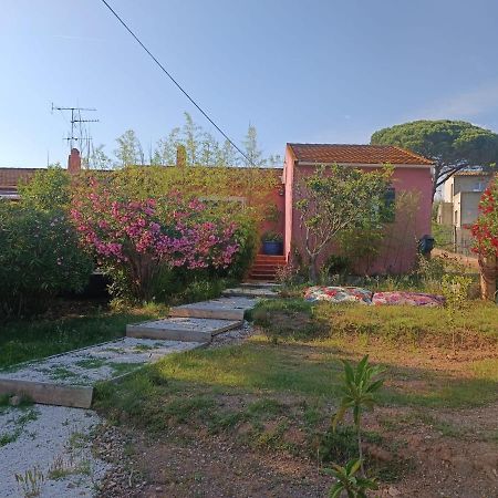 Maison De Vacances, Proche De La Plage Frejus Ngoại thất bức ảnh